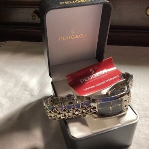 Peugeot mens BOXED WATCH. Black face VERY SHOWY